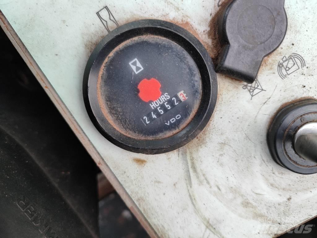 Sennebogen 723 工业挖掘机