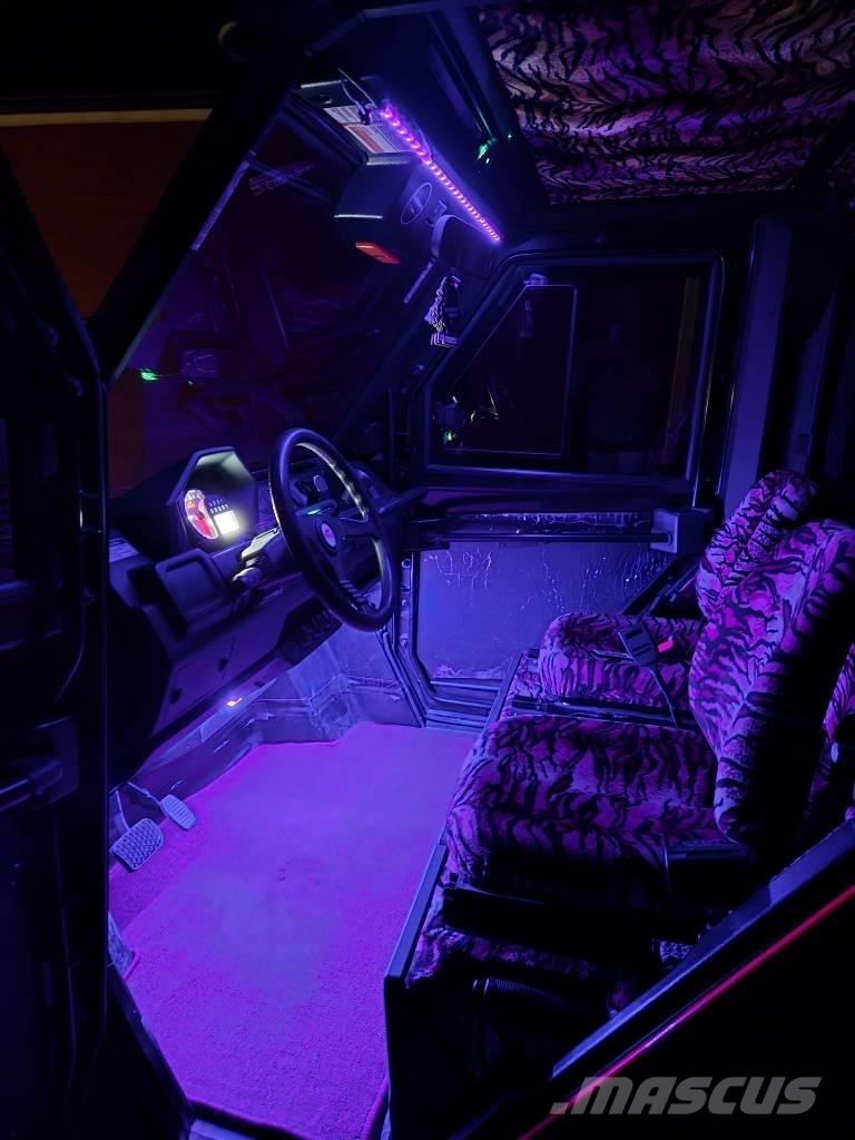 Corvus Terrain DX 4 沙滩车