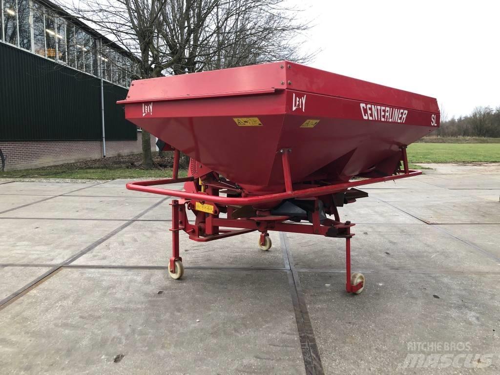Lely Centerliner SL 矿物肥料撒播机