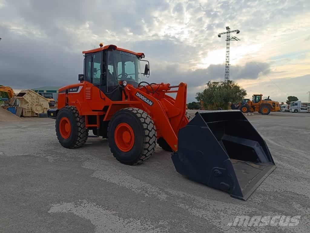 Doosan DL200-5 小型装载机
