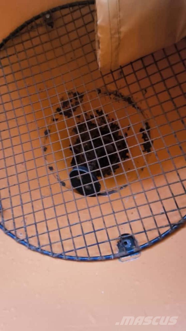 John Deere 3046R 小型拖拉机