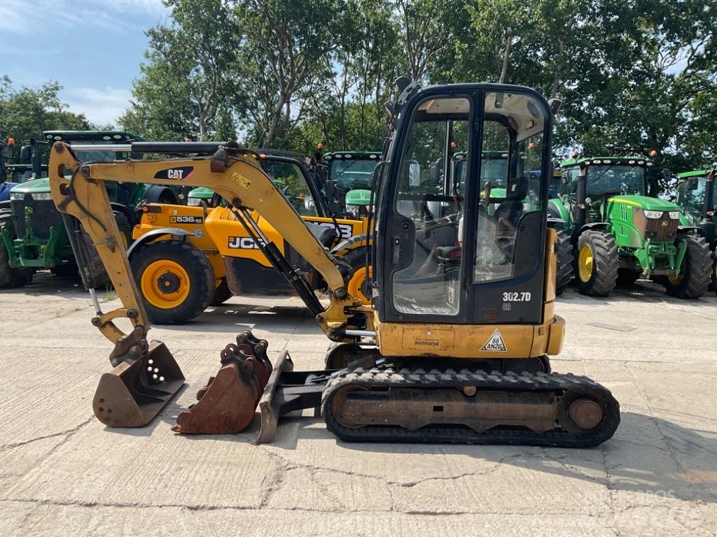 CAT 302.7 D CR 小型挖掘机