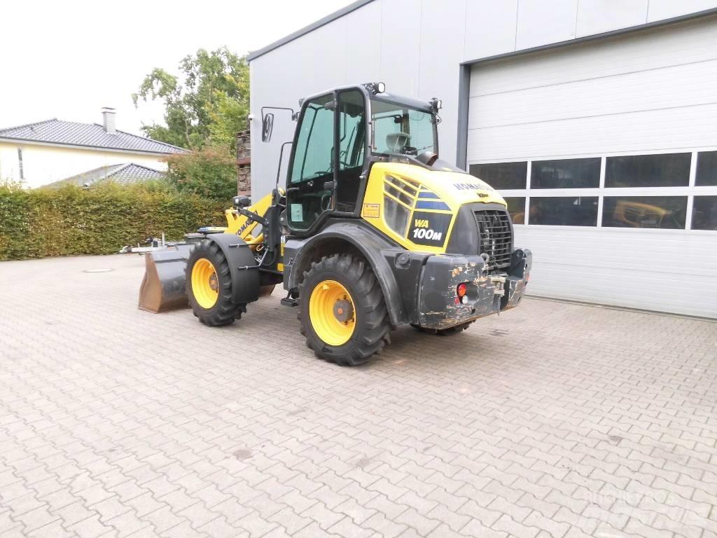 Komatsu WA 100 M-8 轮式装载机