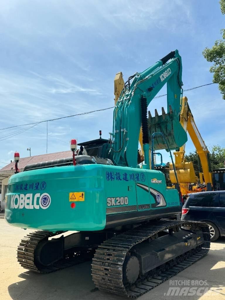 Kobelco SK 200 履带挖掘机