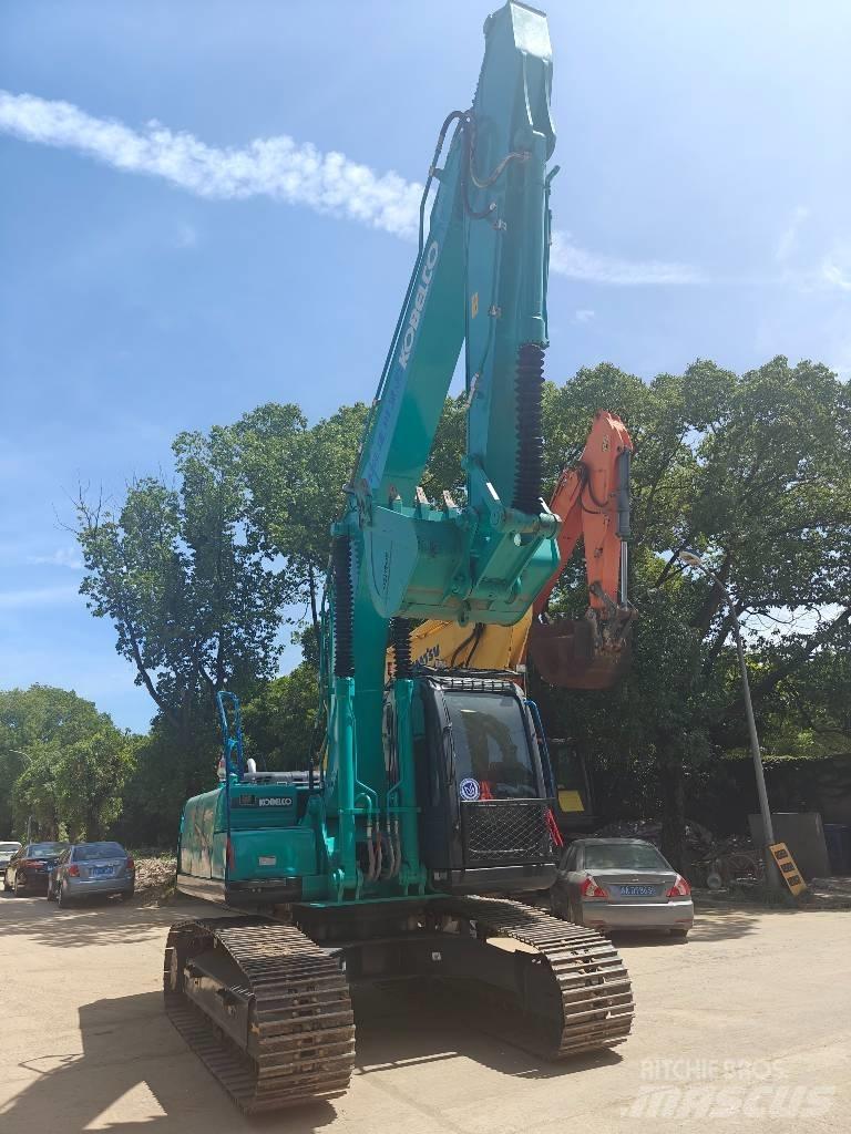 Kobelco SK 200 履带挖掘机