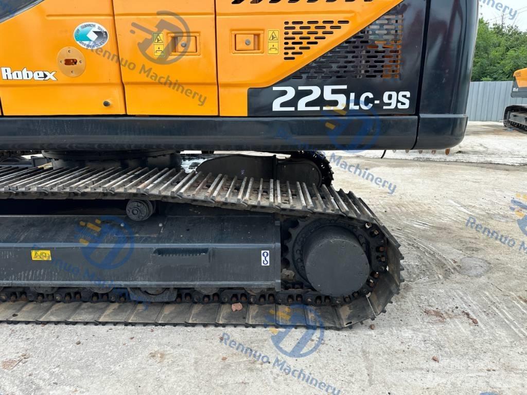 Hyundai 225LC-9S 履带挖掘机