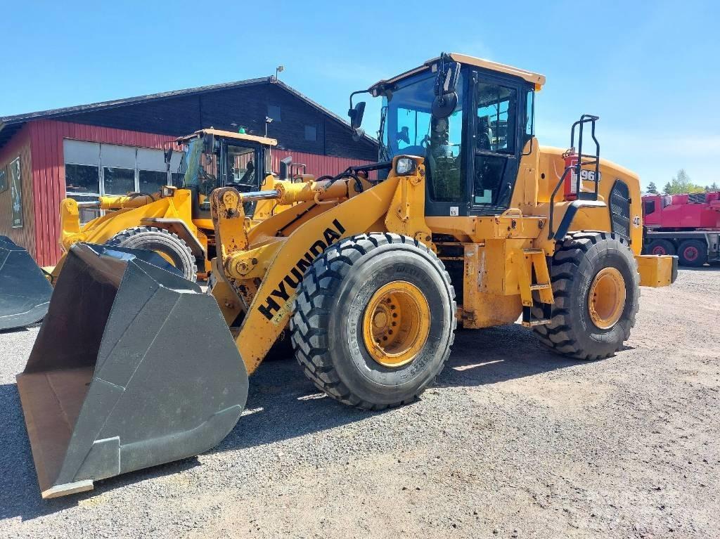 Hyundai HL 960 轮式装载机
