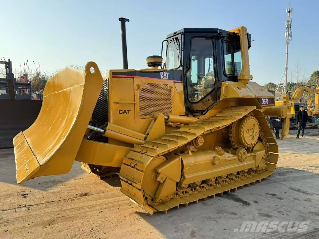 CAT D  6 R 履带式推土机