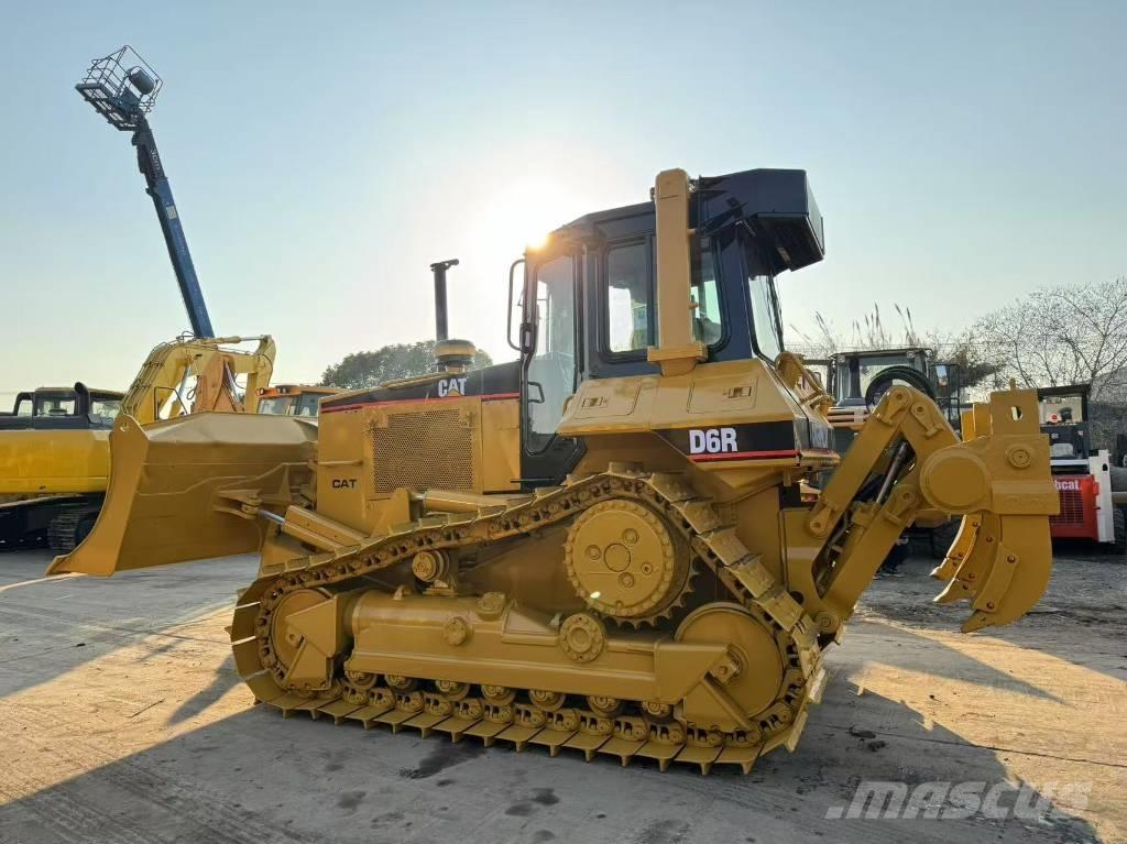 CAT D  6 R 履带式推土机