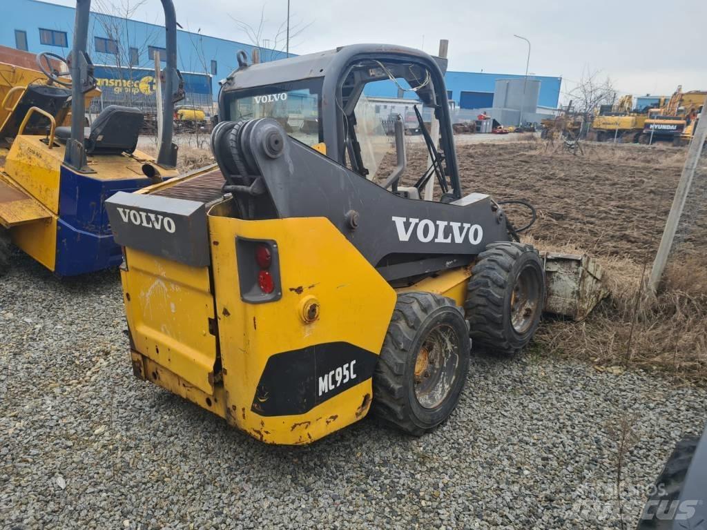 Volvo MC 95 C 滑移装载机