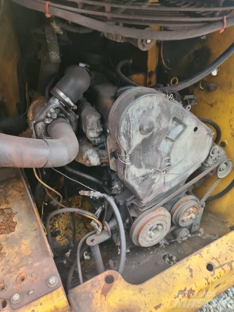 Volvo MC 95 C 滑移装载机