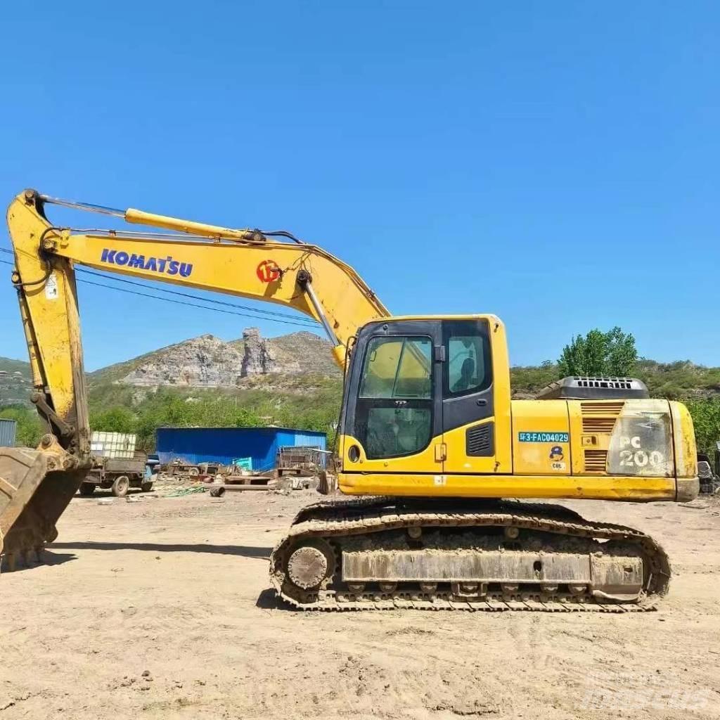 Komatsu PC 200-8 履带挖掘机