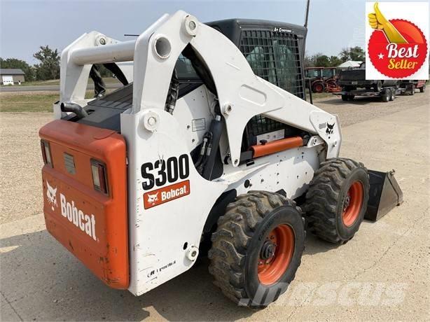 Bobcat S 300 滑移装载机