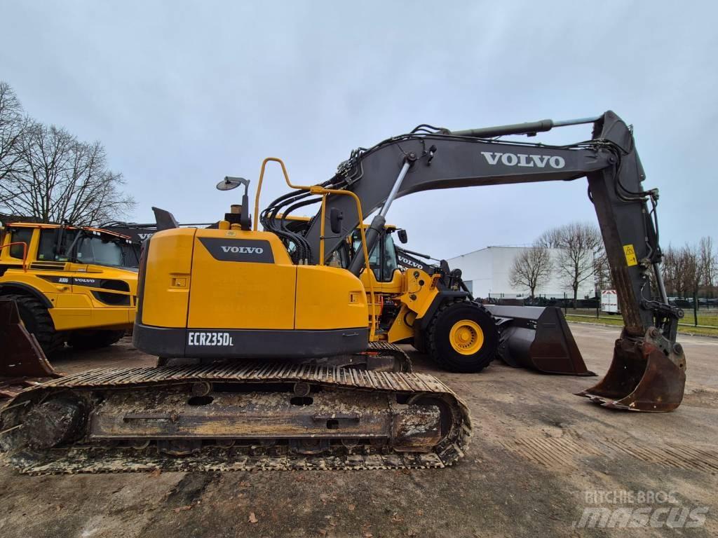 Volvo ECR 235 D 履带挖掘机