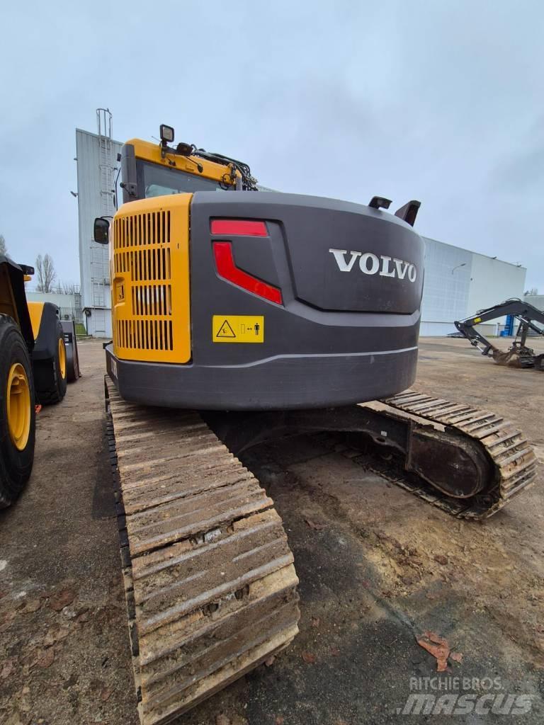Volvo ECR 235 D 履带挖掘机