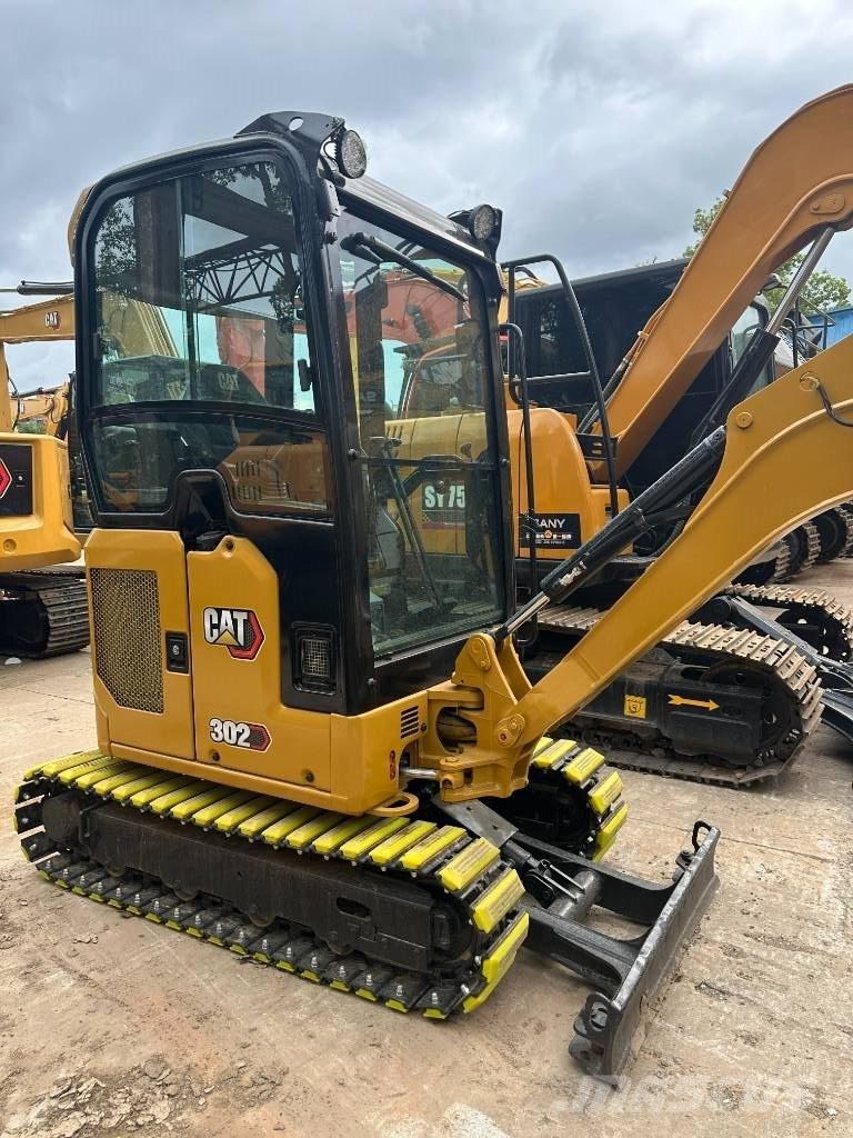 CAT CAT302 小型挖掘机