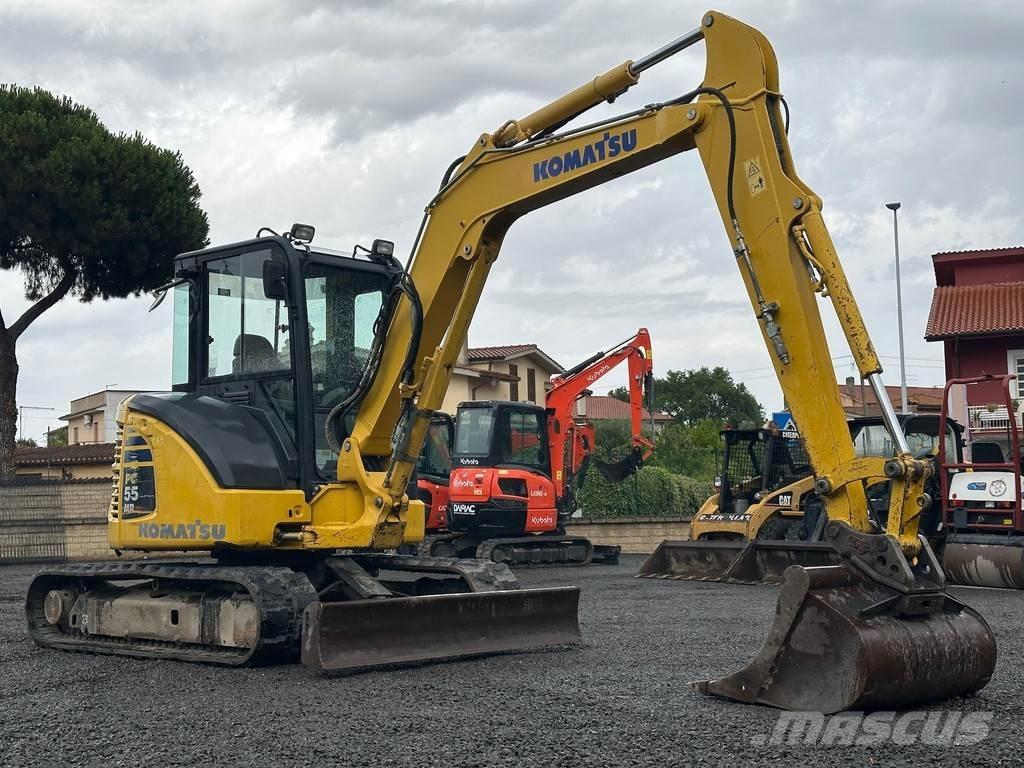 Komatsu PC55-MR3 小型挖掘机