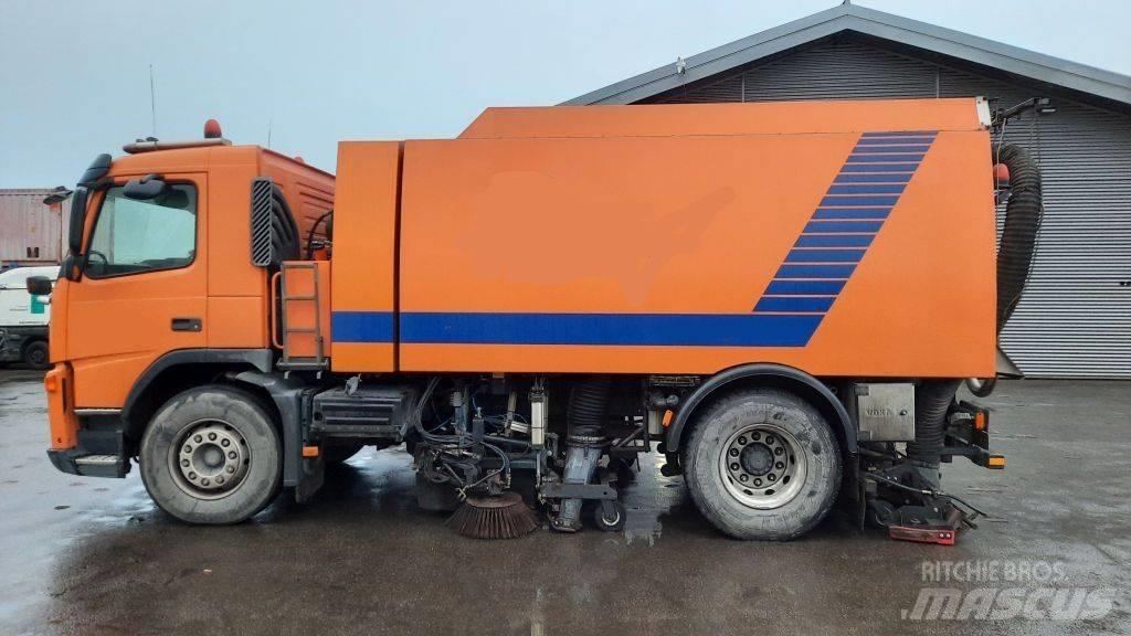 Volvo FM9 + Beam CX800 道路清扫车
