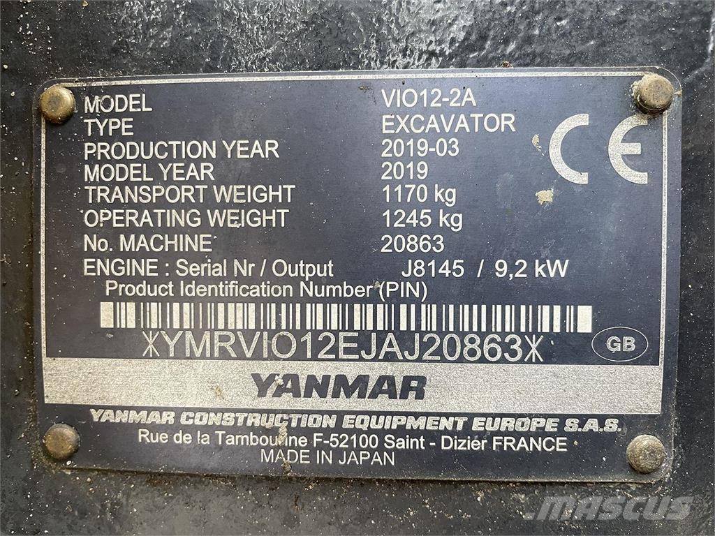 Yanmar VIO12 轮式挖掘机