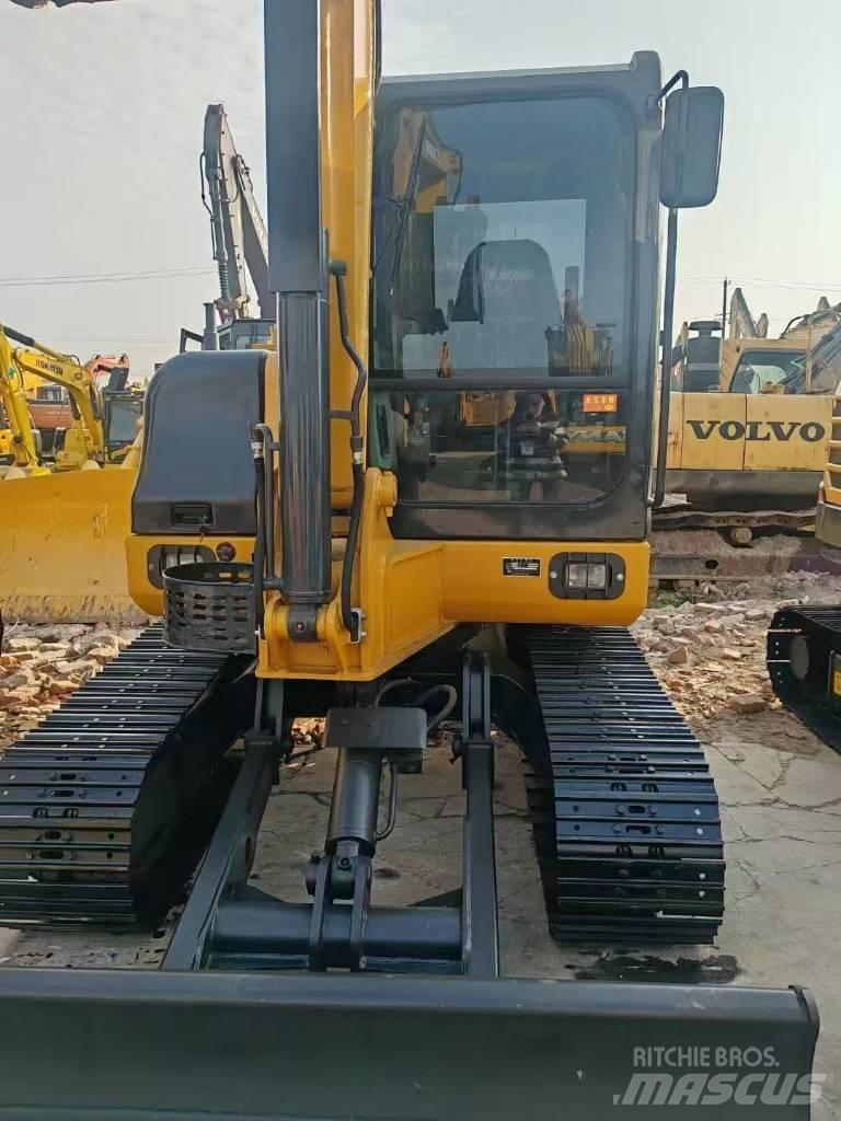 XCMG 60 履带挖掘机