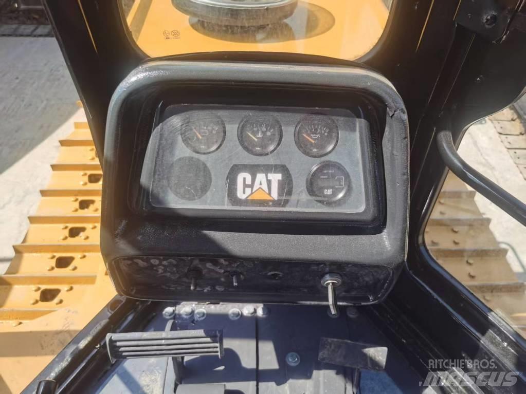 CAT D 5 K 履带式推土机