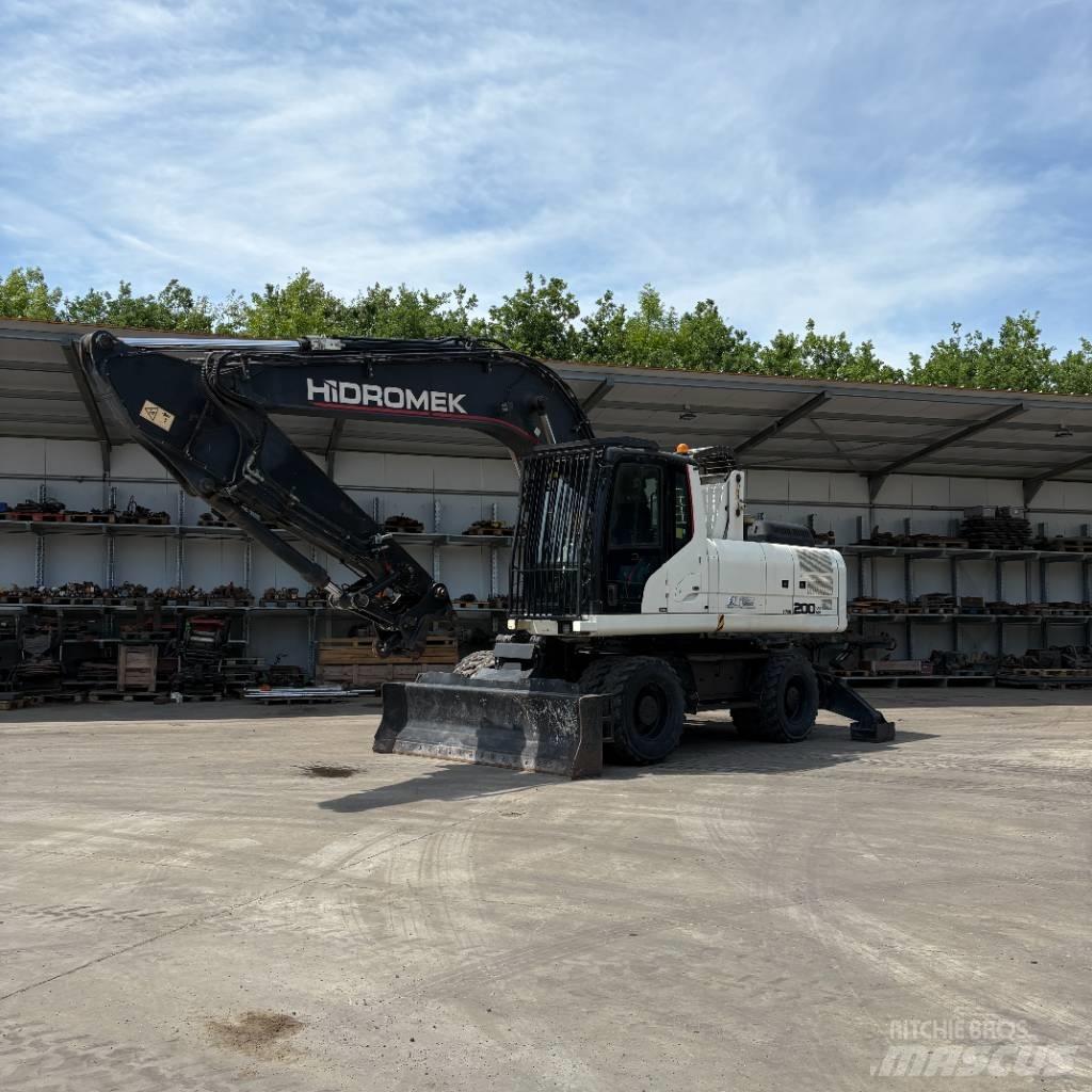 Hidromek HMK 200 W 轮式挖掘机