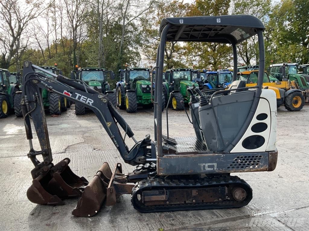 Terex TC 15 小型挖掘机