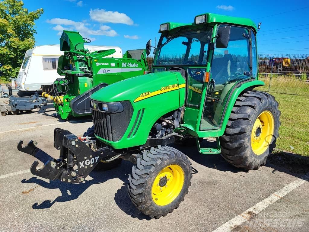 John Deere 4520 小型拖拉机
