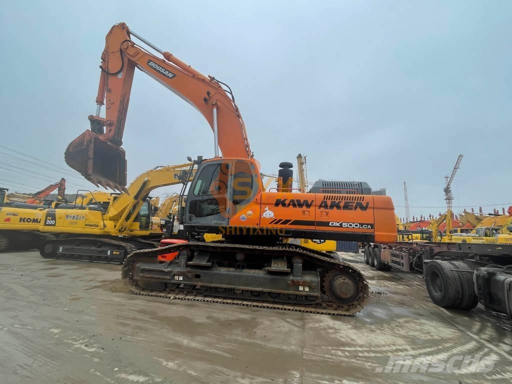 Doosan DX500 LCA 履带挖掘机