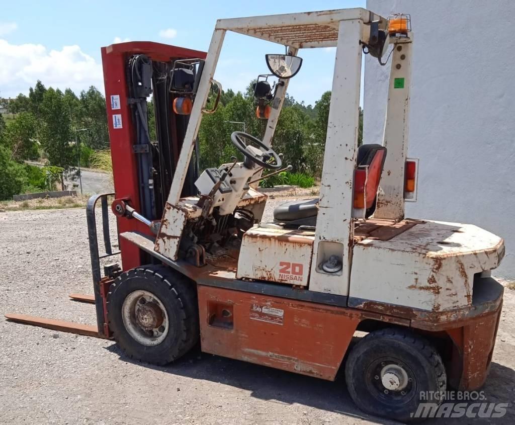 Nissan EH02A20U 柴油叉车