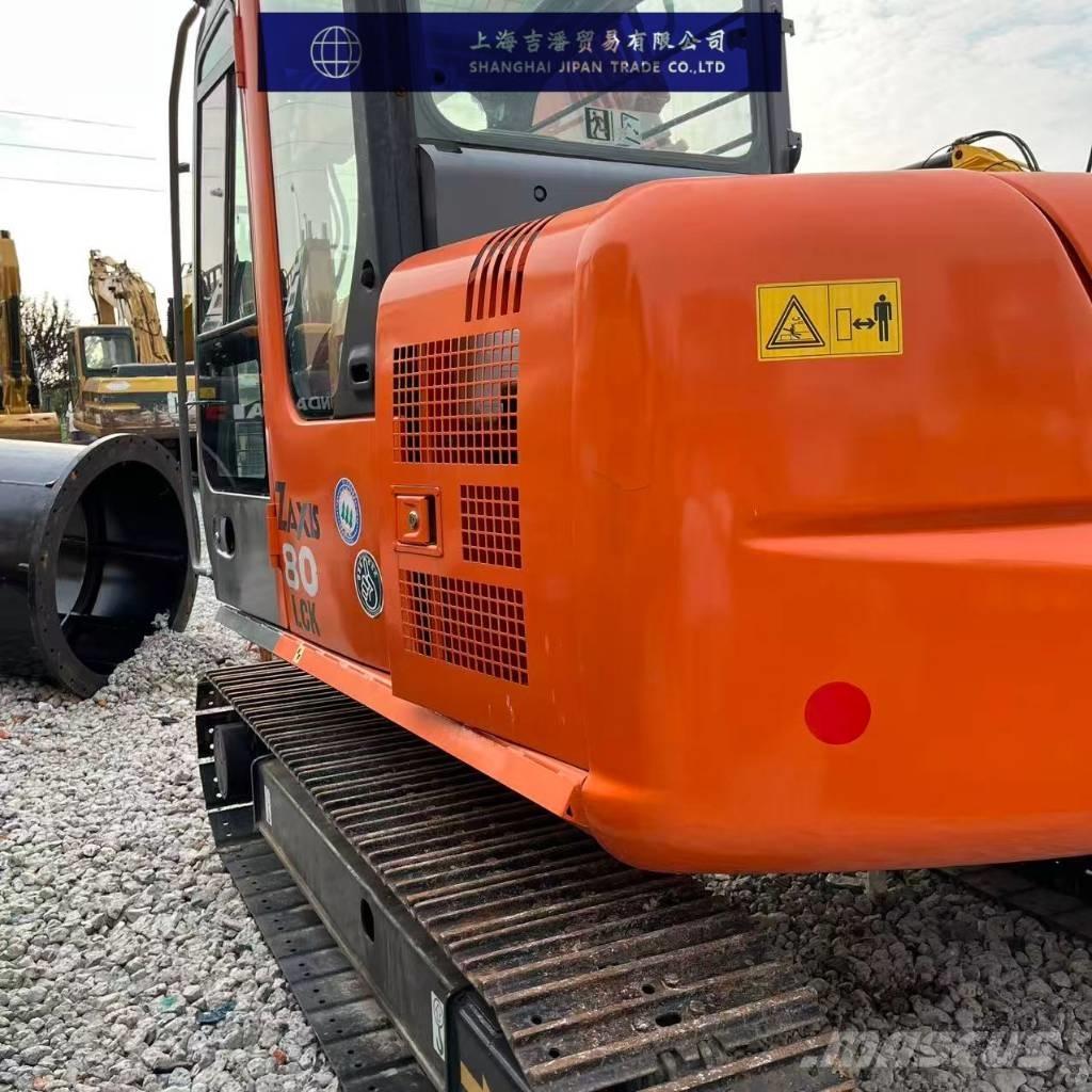 Hitachi ZX 80 小型挖掘机