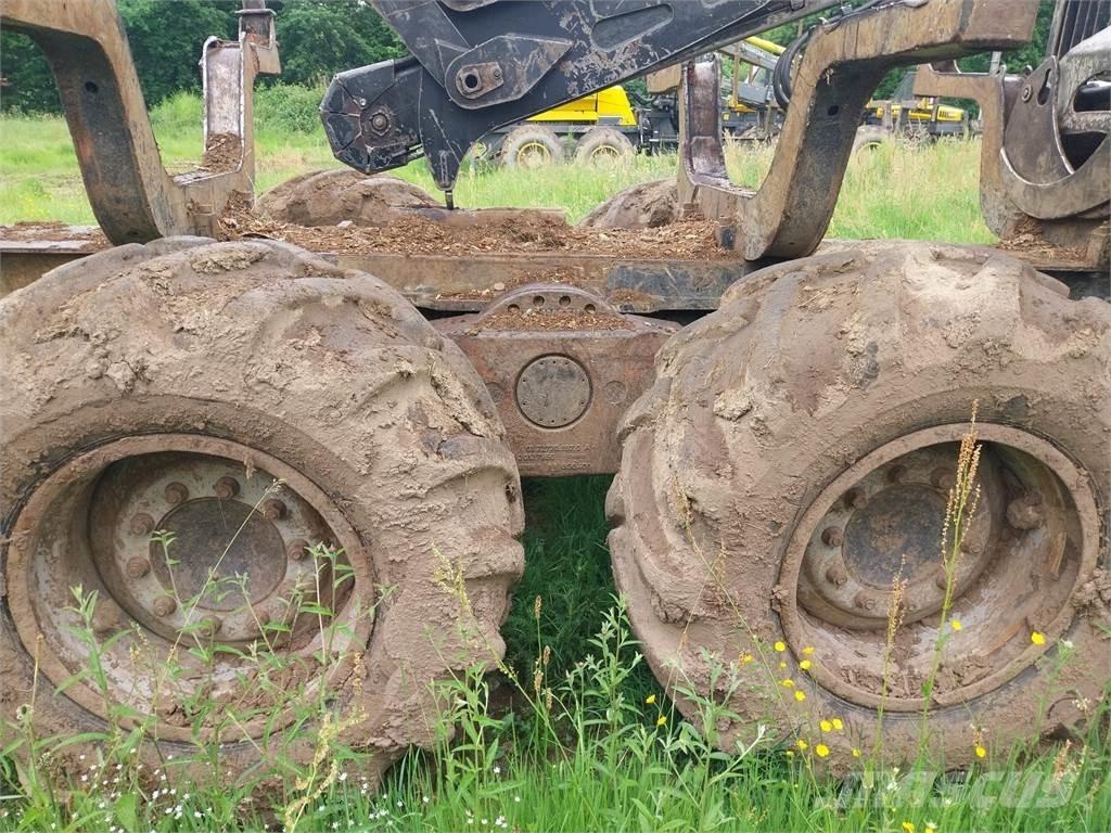 Komatsu 860.4 集运机