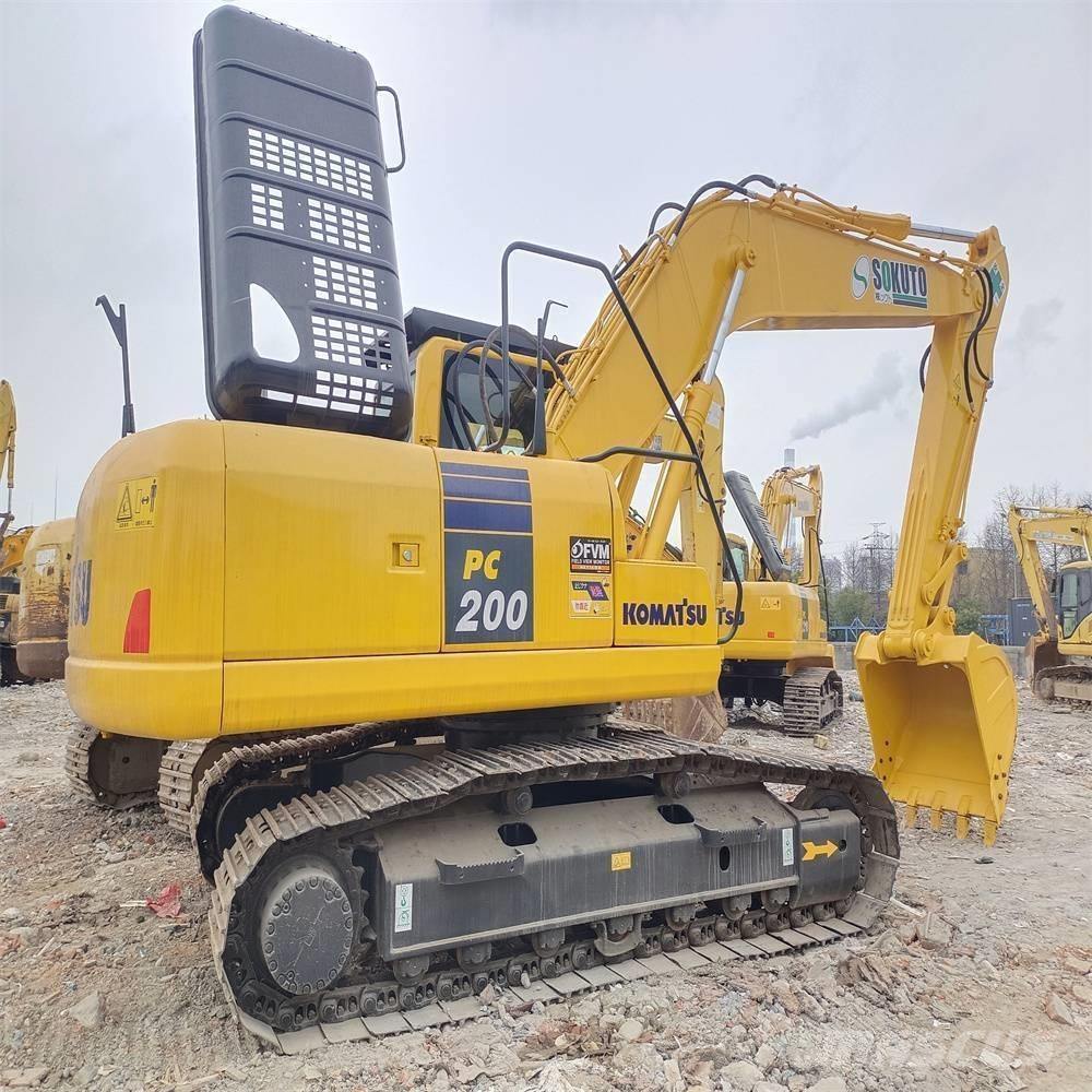 Komatsu PC 200 履带挖掘机