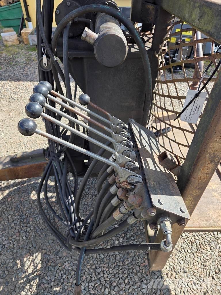 Mowi 1840 林业拖车