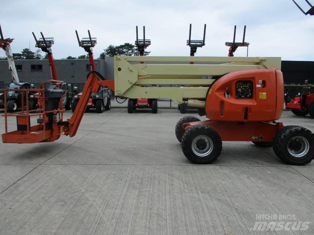 JLG 450 AJ (868) 自走式伸缩臂升降机