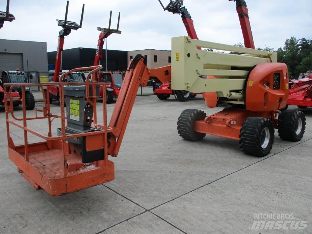 JLG 450 AJ (868) 自走式伸缩臂升降机