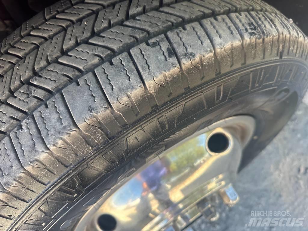 Ford F 350 救护车