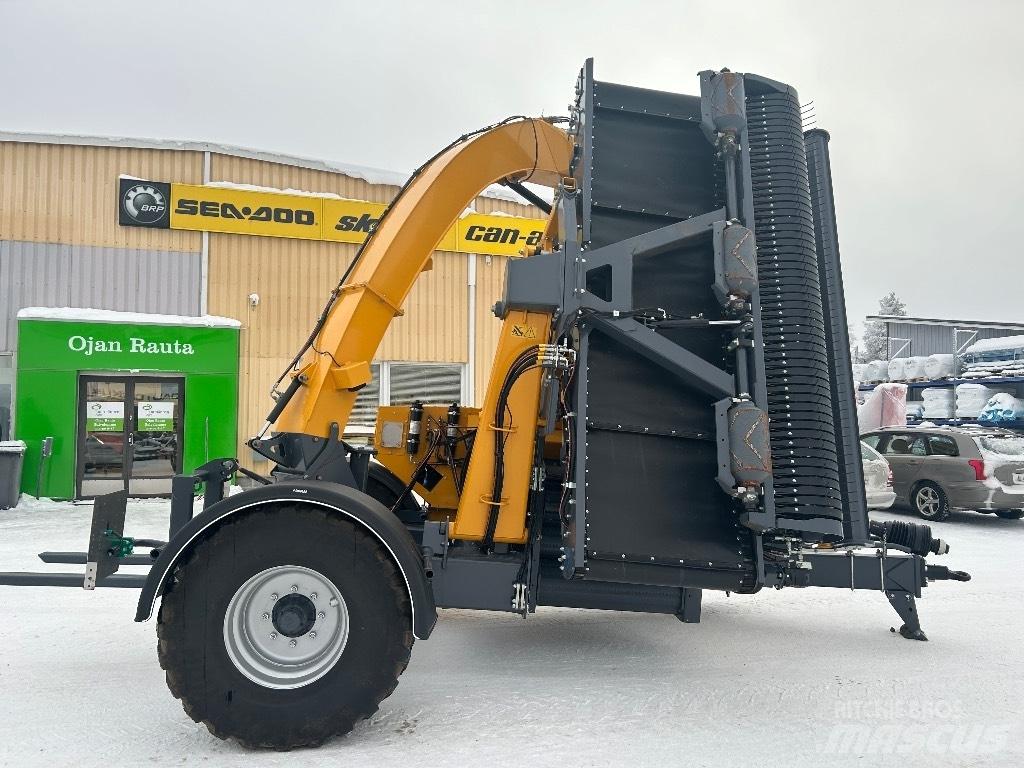 Elho Cobra 7710 T 青饲料收获机