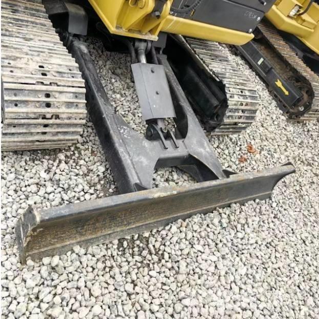 CAT 306E2 小型挖掘机