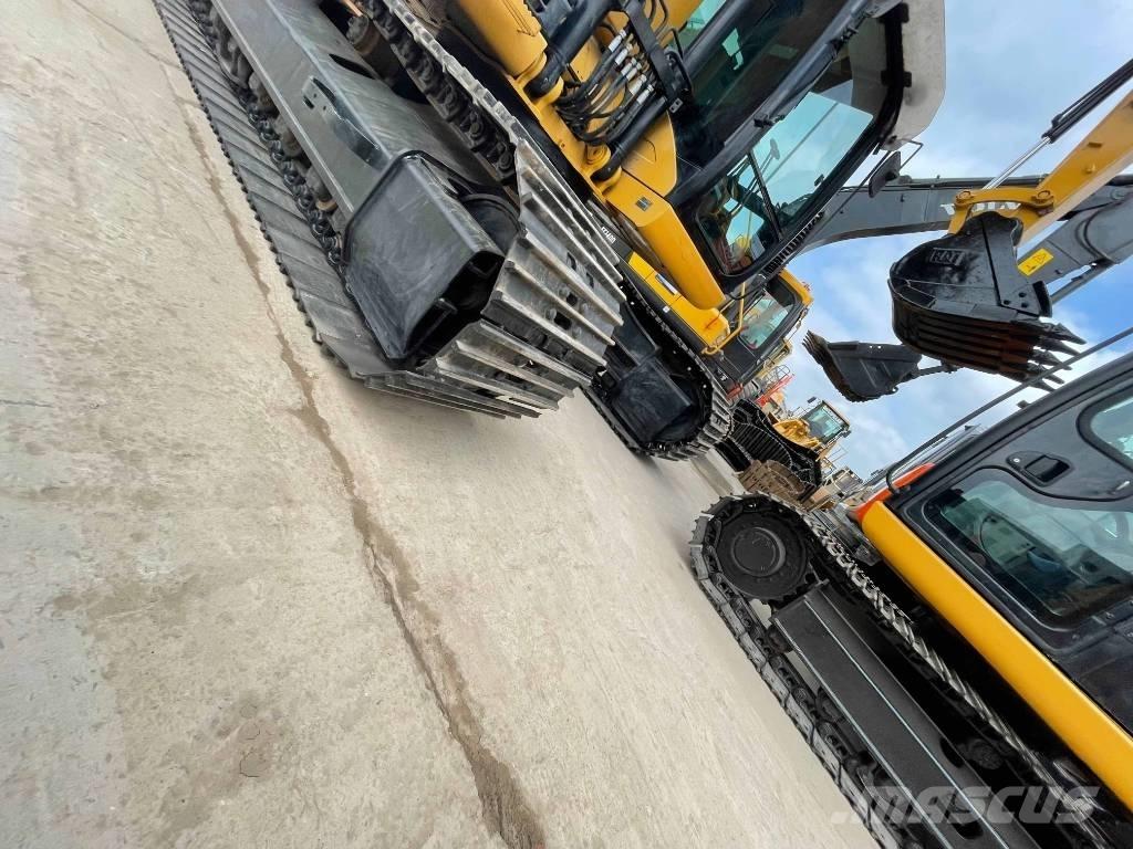 CAT 323 D 履带挖掘机