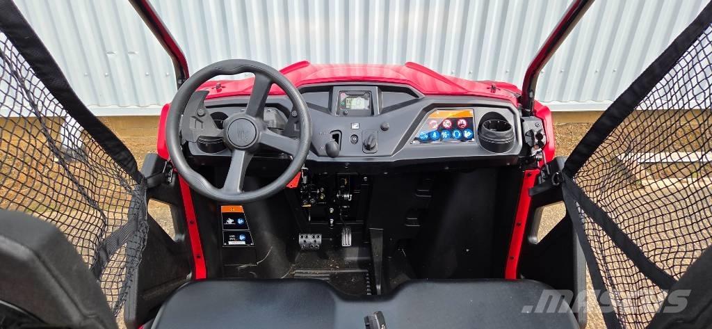 Honda Pioneer 全地形车