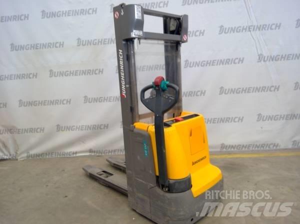 Jungheinrich EJC 112 手推堆垛车
