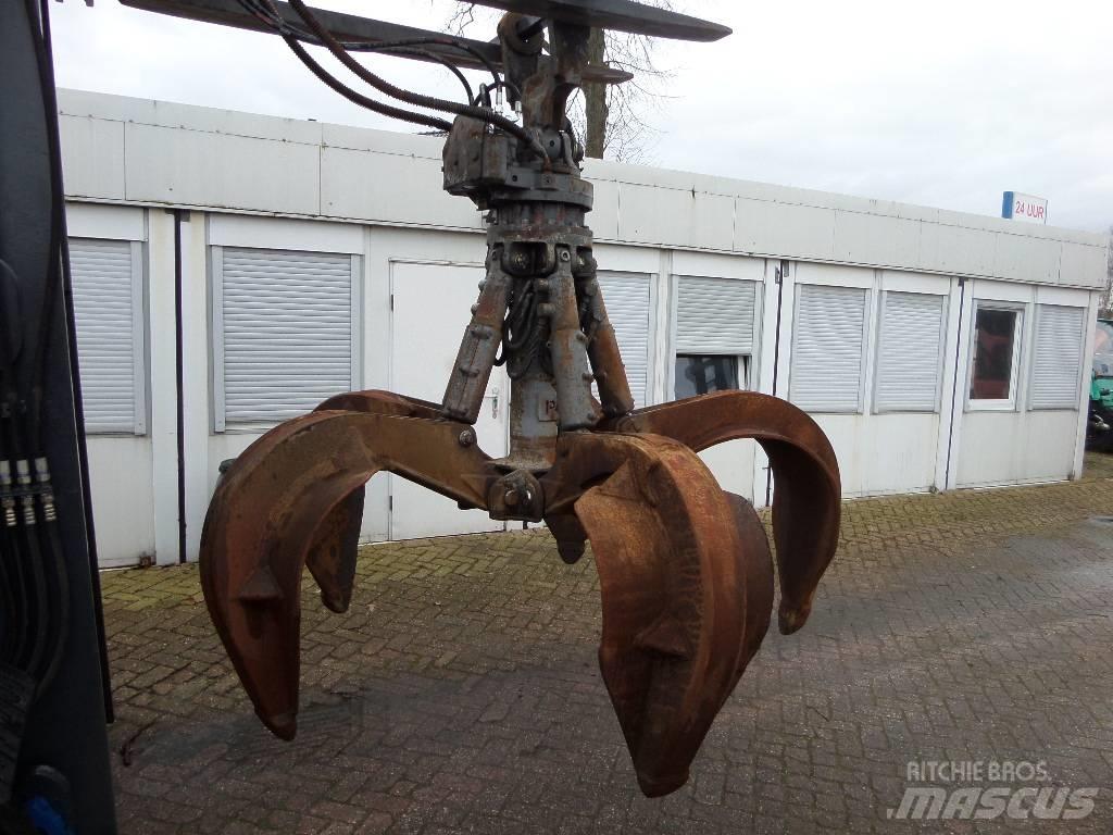 Liebherr GM72 抓斗