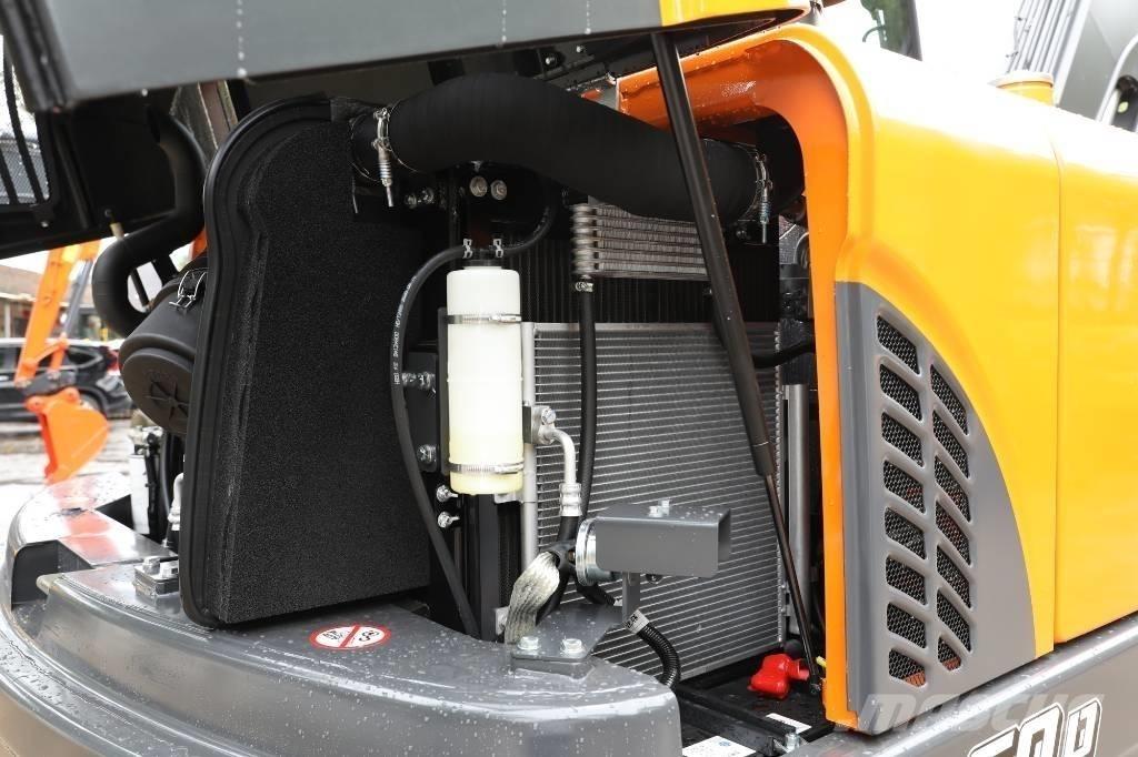 Develon DX 60 D 轮式挖掘机