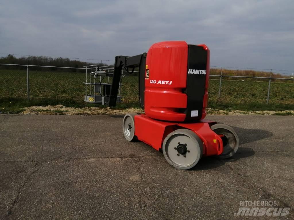 Manitou 120 AETJ 曲臂高空工作平台