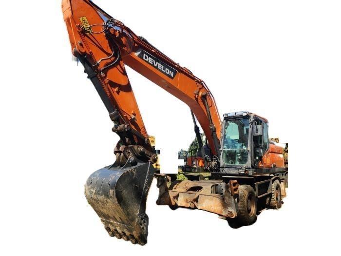 Doosan DX 210 W 轮式挖掘机
