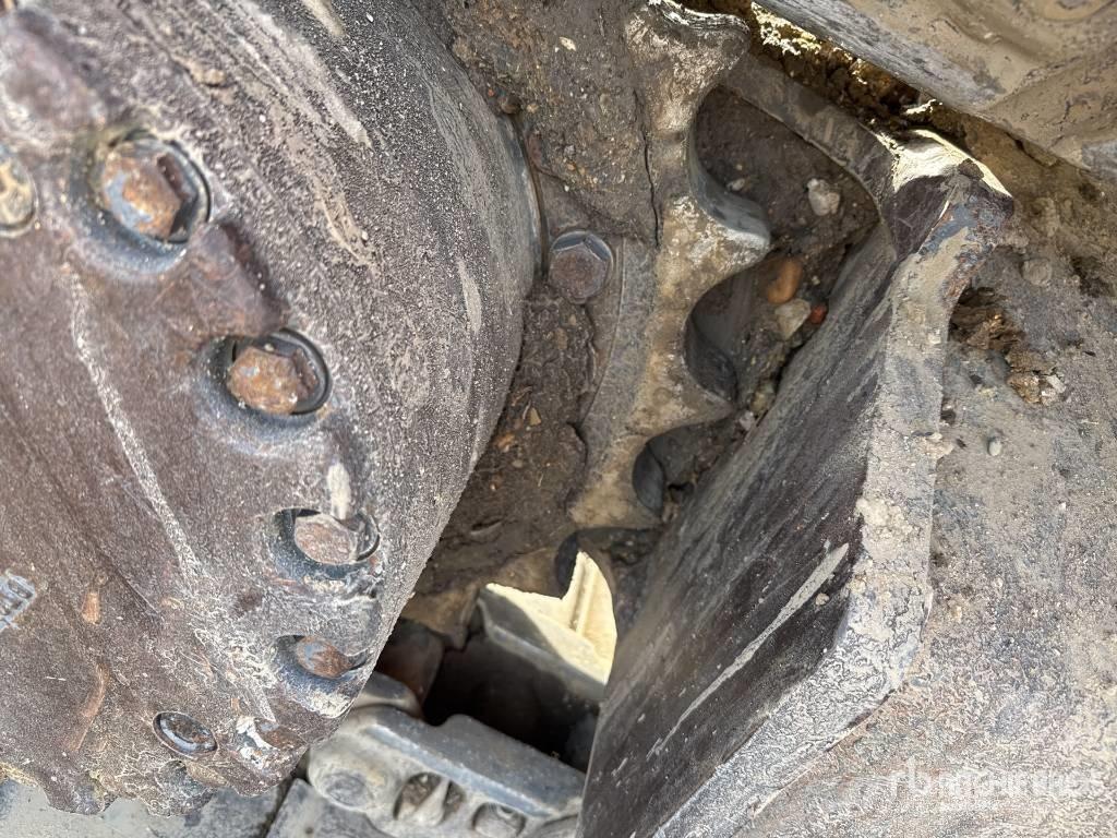 Volvo ECR235EL 履带挖掘机