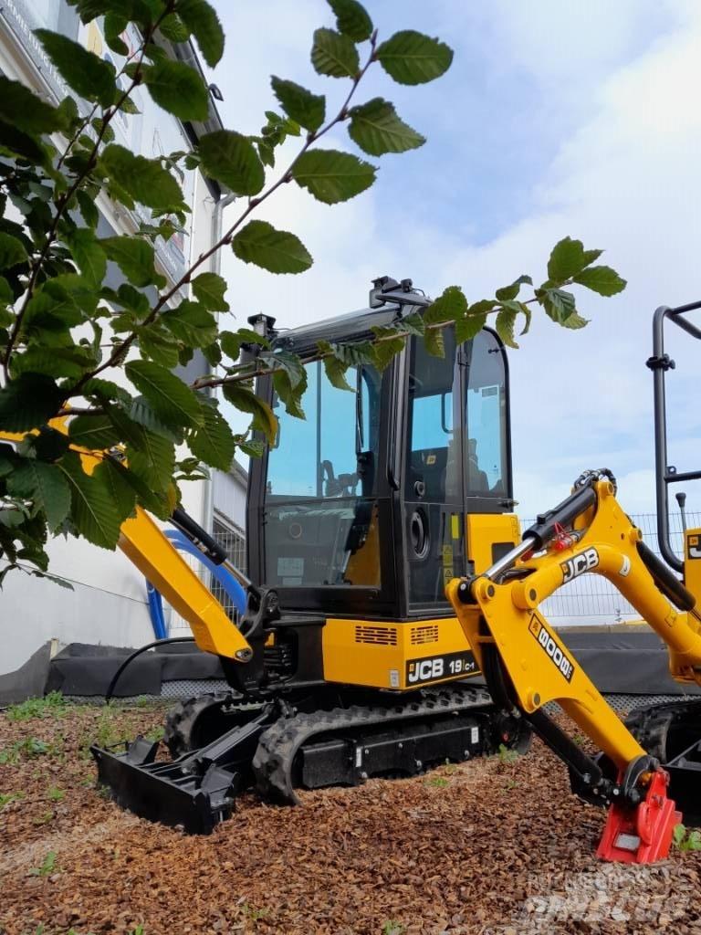 JCB 19 C-1 小型挖掘机