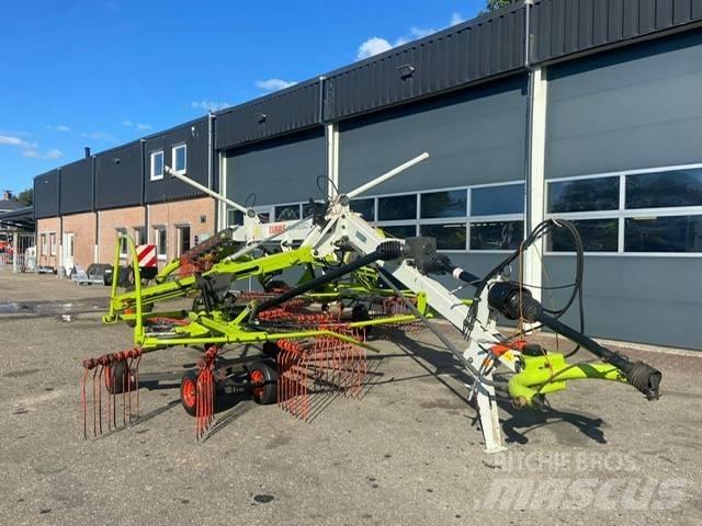 CLAAS Liner 1650 料堆整形机