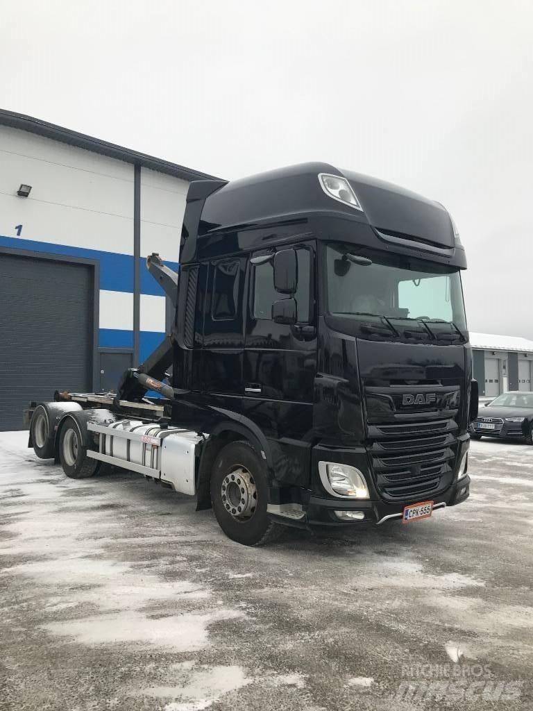 DAF XF530 FAS 工程吊钩车